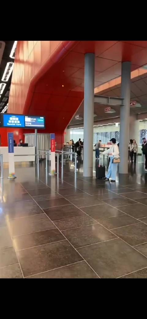 汪小菲赴京筹备公司年会，节后返台与家人团聚