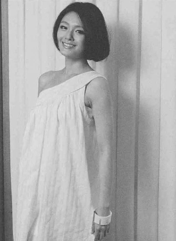 大S的身材非常纤细。