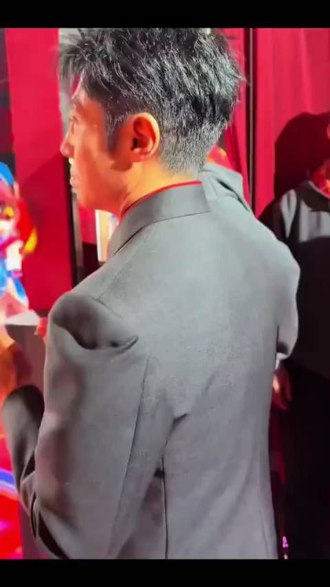 春晚后台花絮 候场时看着都挺累!