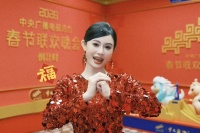 陈佳妮双线绽放贺新春：总台春晚惊艳亮相，和美乡村压轴颂佳节