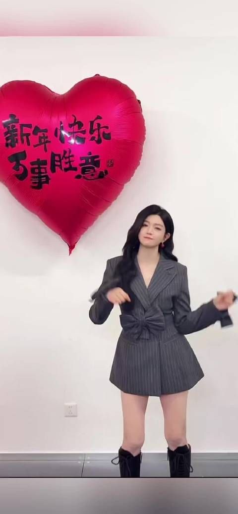 陈妍希大笨dance萌晕了