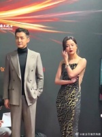 胡歌、唐嫣、辛芷蕾，《繁花》三人组亮相微博之夜红毯