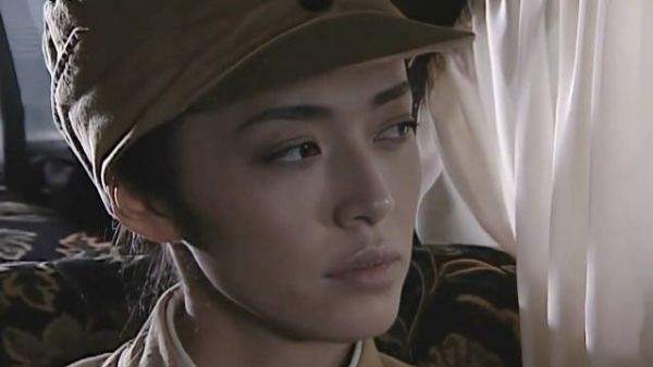 翠平这一枪直接打中了余则成的心！