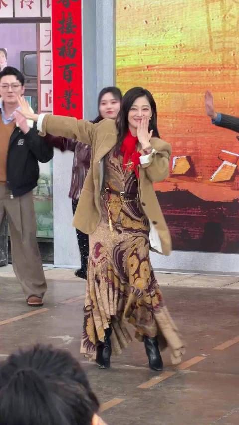 梅婷&陈昊宇同框跳舞,梅婷跳的更好吗?