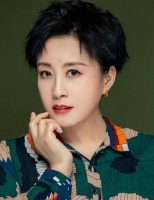 她长得漂亮，演技好，出道30年零绯闻，嫁小丈夫不生孩子也幸福