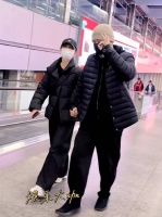 陈建斌蒋勤勤手牵手