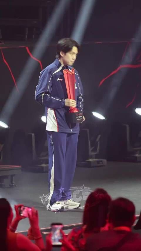 小莎:“一会儿你来拍”“你拍就你拍”!