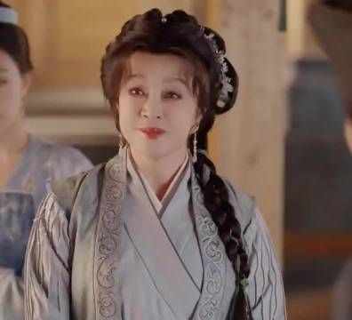 75岁刘晓庆演少女进宫选秀，被王爷一眼看中！ 网友直呼太牛逼！