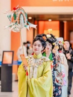 民俗闹元宵 成都全域开启沉浸式佳节体验