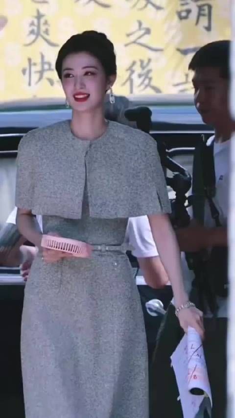 王楚然和刘亦菲太像了，都是绝世美人！