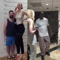 奥尼尔会见世界上最高的职业女模特，这是有点把持不住了