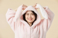 女人有老公了，默许你越界，有意暗示你泡她，会有的4个行为