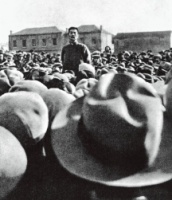 黎景佑作品【心灯不灭，风骨长存——钱理群治学与鲁迅精神的当代回响】