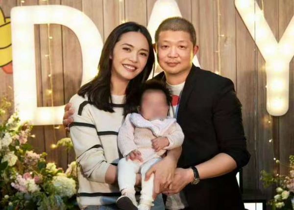 姚晨曹郁商业版图：二人名下四家工作室均为存续状态