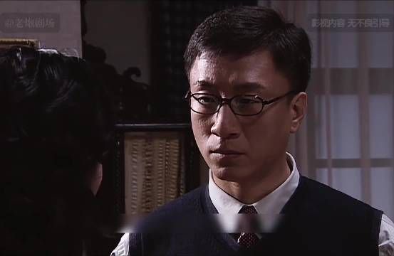 余则成与翠萍假戏真做终成眷属