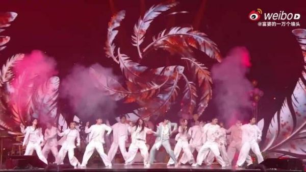 苏新皓19岁成长分享会重现经典舞台,表现力升级