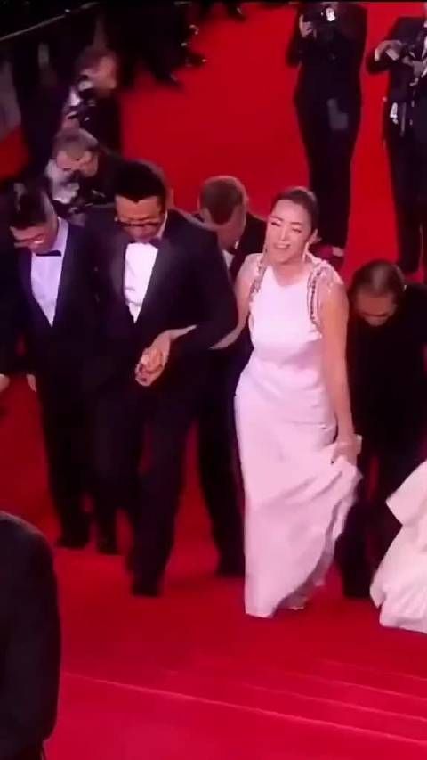 陈道明给足了巩俐面子!这种场合足显男人的胸怀! 巩俐 张艺谋