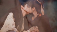 《逐玉》谢征樊长玉窗前吻成情感高光，双向奔赴打破古偶套路