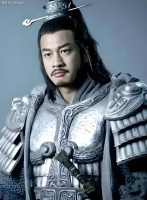 何润东再度爆火，这才是男演员该有的样子，不是流量小生能够替代