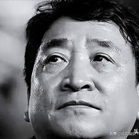 75岁姜昆去看望46岁女儿，父女两个人和谐相处