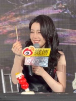 迪丽热巴美神降临！