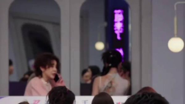 笑死，节目组不放人，王濛着急了！因为还有广告没拍