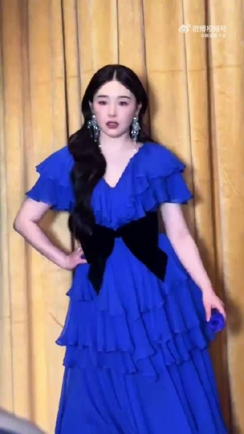 姐姐之间的默契与温柔太动人,阚清子落泪,章小蕙轻轻开导,句句都很治愈