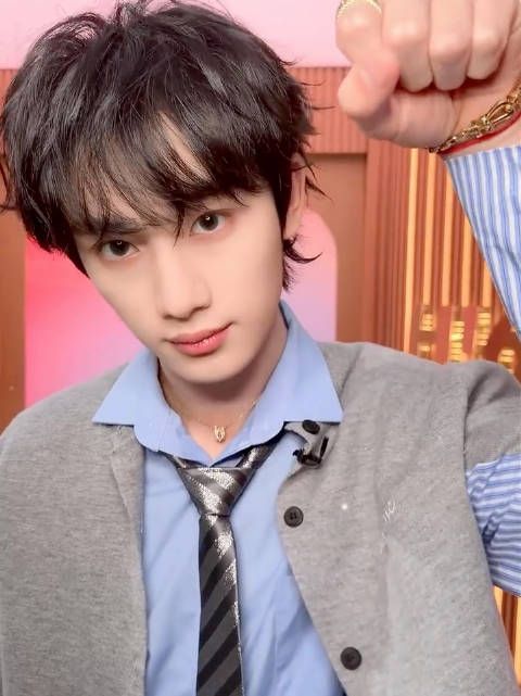 杨迪魔术变出丁程鑫猫咪,你好星期六惊喜上演