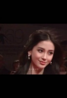 Angelababy首走红毯惊艳亮相