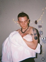 英国说唱歌手 ArrDee 宣布他的第一个孩子已经出生