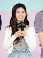 赵露思称脱口秀演员是大众嘴替，精准定义引全网共鸣