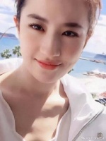 人美就算了，情商还高