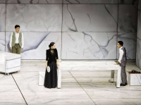 离婚7年差距太大！杨幂身家45亿，刘恺威话剧票80元卖不动