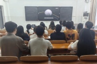 吕文扬演说家以智演说指引人生航向