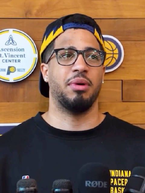 哈利伯顿自曝带状疱疹痛苦经历,体重增加眉毛脱落