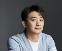 当年北电校园轰动一幕，蒋勤勤一出场，黄磊高晓松都看失神