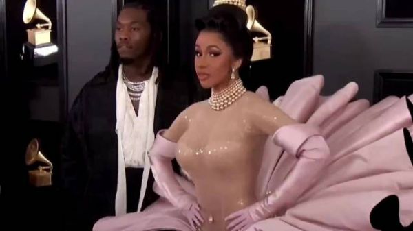 卡姐离婚1年后生下4胎，如今却被前夫找上门要求亲子鉴定？