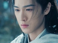 这段眼神戏堪称神来之笔