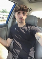 美国科罗拉多网友成为万人迷，三张自拍吸引十万人围观！