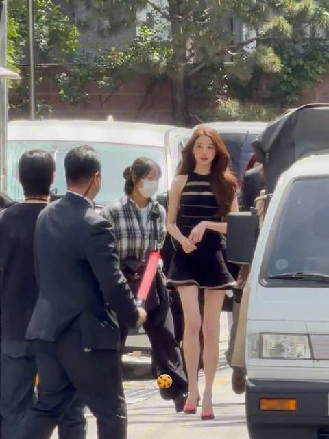 网友晒照神似漫画女神降临画面