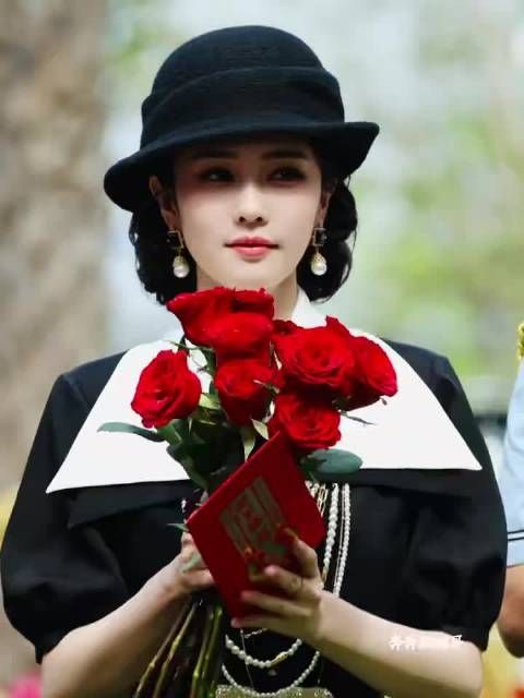 白鹿cos尼克狐逗笑姚译添，奔跑吧现场欢乐互动