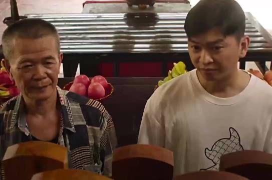 尘封半世纪的谎言被揭开，男人为何要向女孩撒谎， 电影给阿嬷的情书