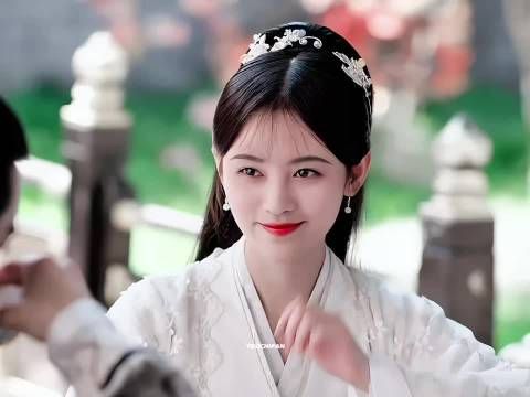 鞠婧祎保密协议到期粉丝晒珍藏影像