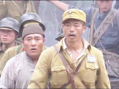 战士们回到村庄却发现父老乡亲被鬼子杀光了