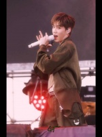 PP现身引粉丝尖叫，现场气氛火爆