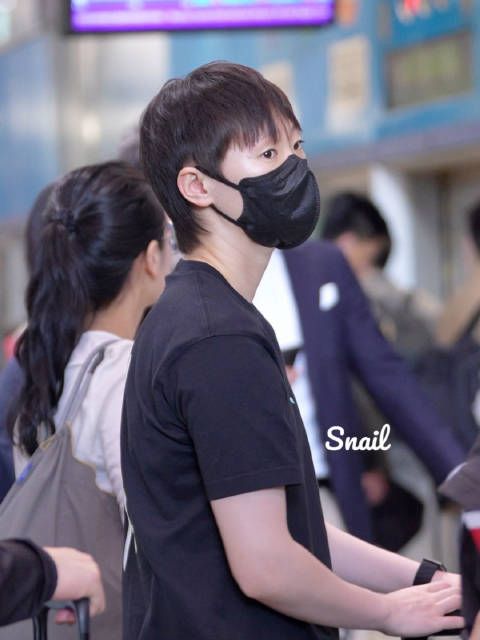 260427 达菲已经被你晃晕了啦～ 伦敦加油！