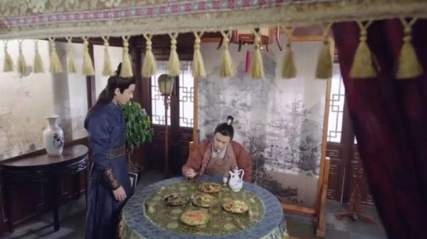 锦衣之下：陆绎开始调查袁今夏身世，看见她的习惯，竟笑出了声