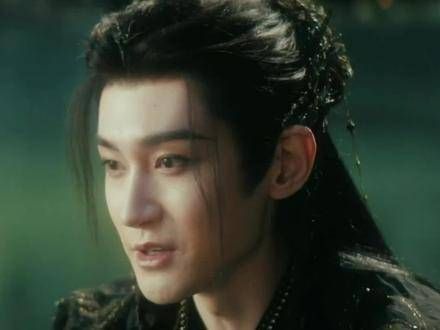 在螭吻心中，寄灵宛如亲弟一般！