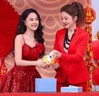 蔡卓妍官宣结婚，钟欣潼催生：快点生个bb啦！