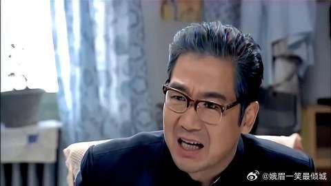 姓名决定命运？燕妮带孩子回佟家，大伙抢着给她取名字